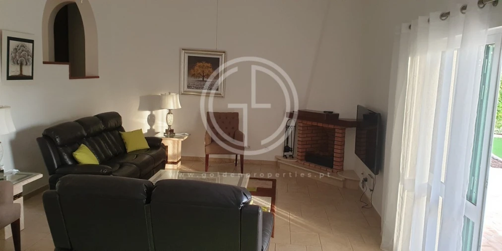 Moradia T4 para Arrendamento férias em Quarteira Foto 6