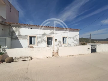 Moradia T3 para Venda em Salir