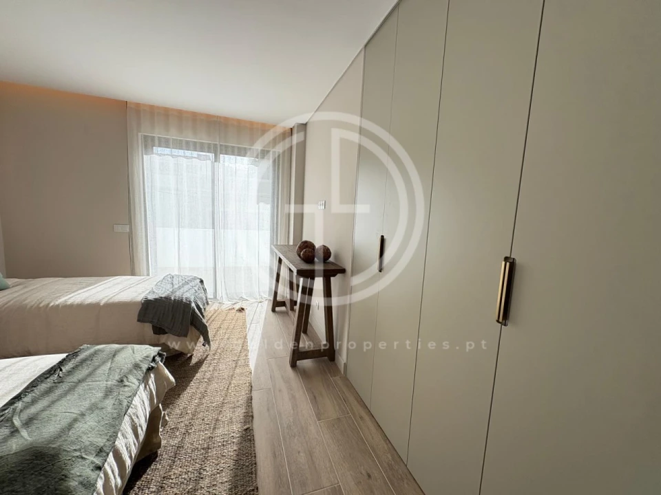 Apartamento T4 para Venda em Faro (Sé e São Pedro) Foto 21