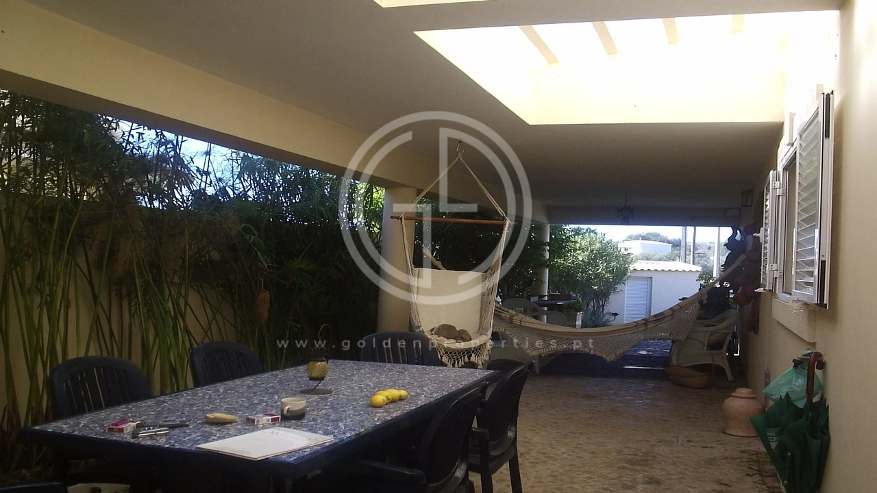 Moradia T4 para Venda em Almancil Foto 18