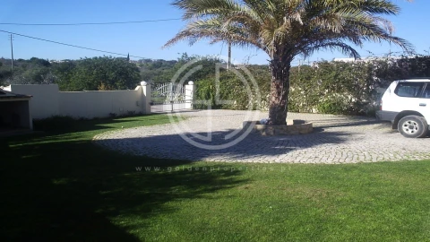 Moradia T4 para Venda em Almancil