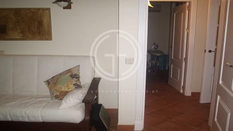 Moradia T4 para Venda em Almancil