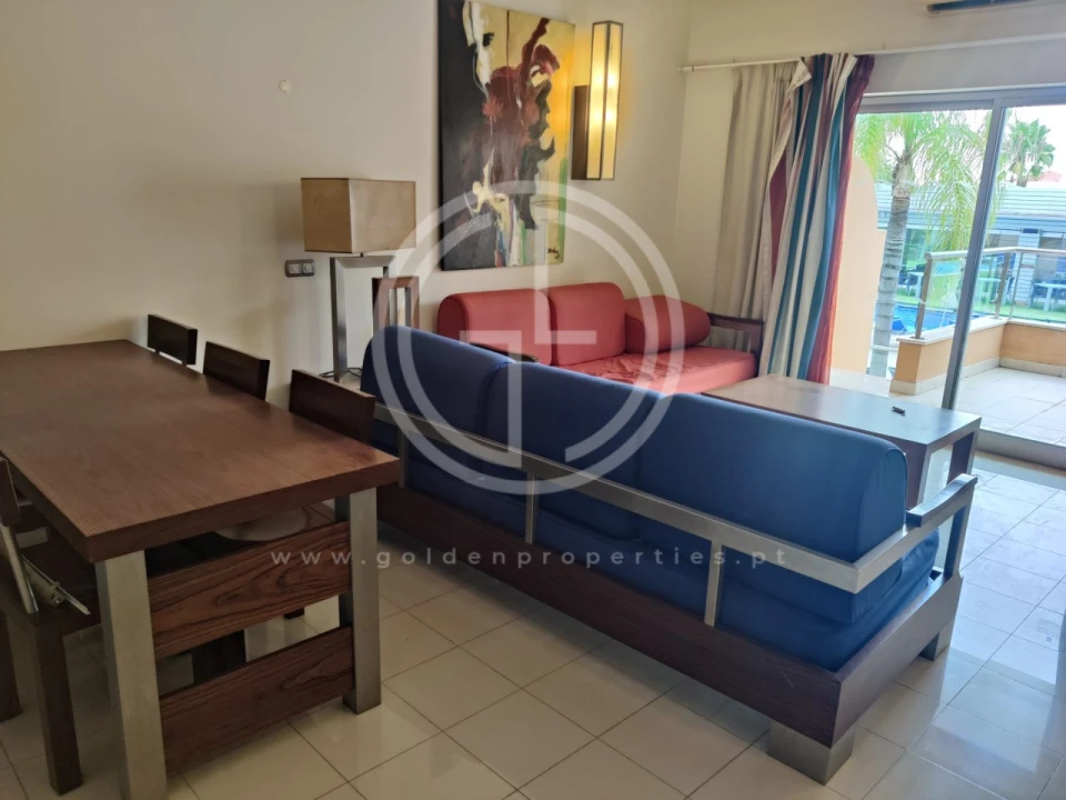 Apartamento T1 para Venda em Albufeira e Olhos de Água Foto 3