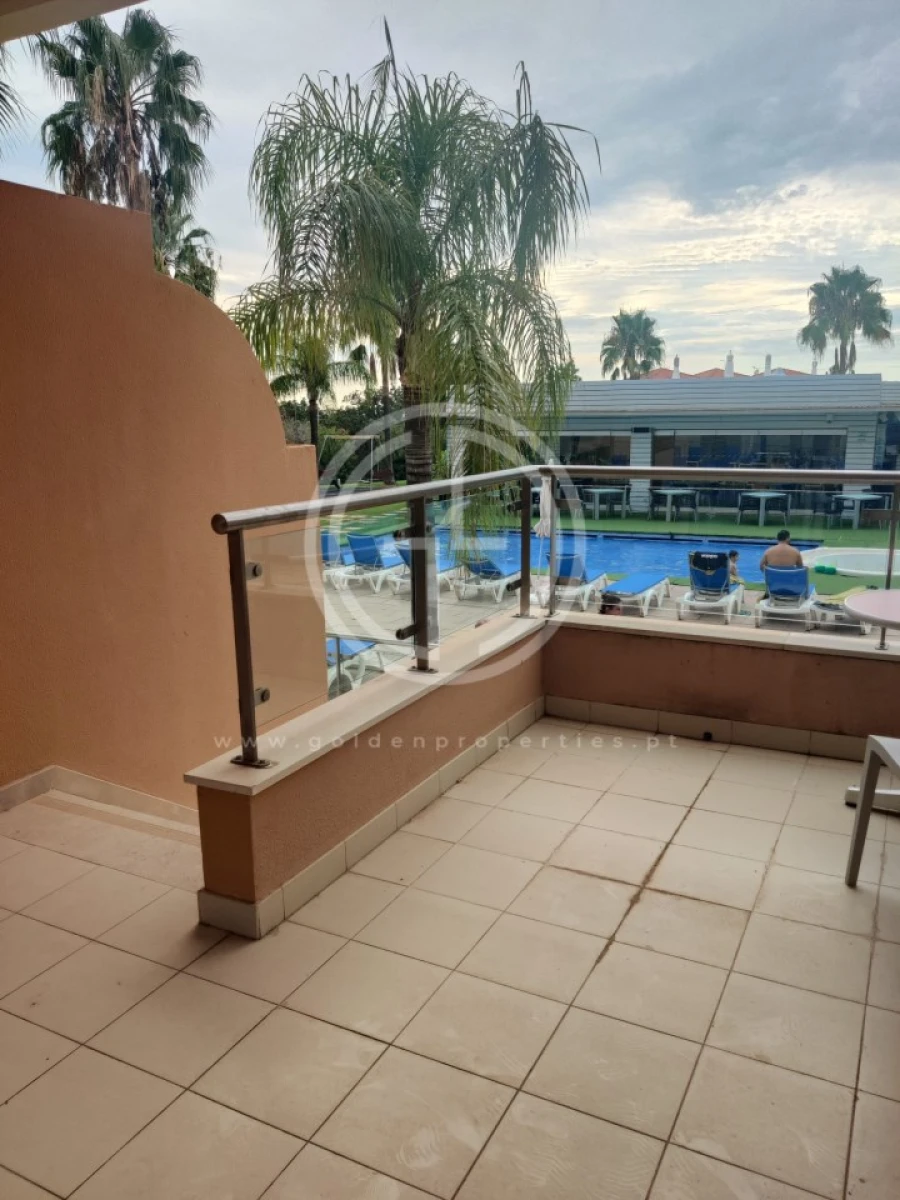 Apartamento T1 para Venda em Albufeira e Olhos de Água Foto 6