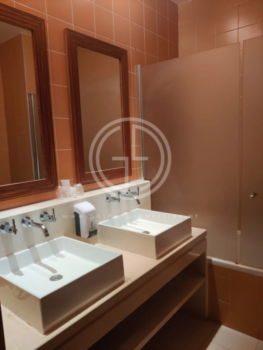 Apartamento T1 para Venda em Albufeira e Olhos de Água Foto 9