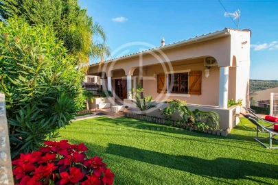 Moradia T4 para Arrendamento férias em Loule (São Sebastião)