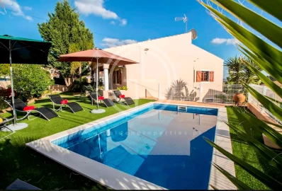 Moradia T4 para Arrendamento férias em Loule (São Sebastião)