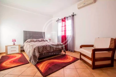 Moradia T4 para Arrendamento férias em Loule (São Sebastião)