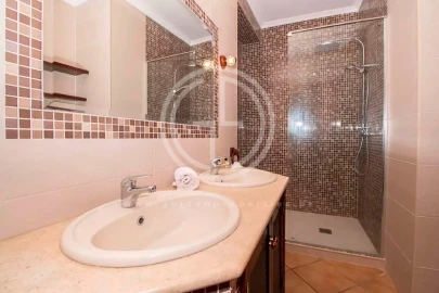 Moradia T4 para Arrendamento férias em Loule (São Sebastião)