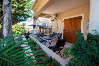 Moradia T4 para Arrendamento férias em Loule (São Sebastião)