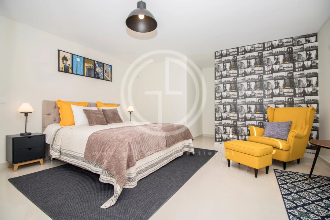 Moradia T6 para Arrendamento férias em Quarteira Foto 10