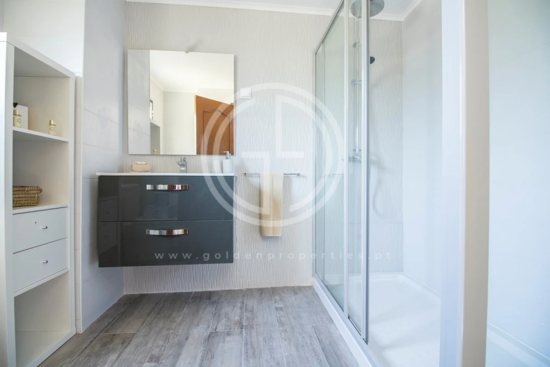 Moradia T6 para Arrendamento férias em Quarteira Foto 20