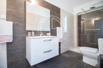 Moradia T6 para Arrendamento férias em Quarteira