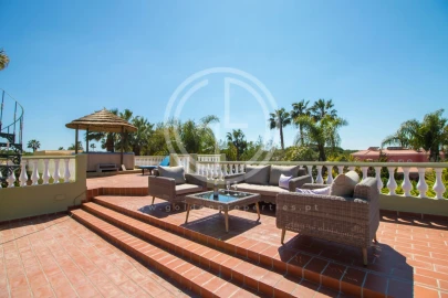 Moradia T6 para Arrendamento férias em Quarteira