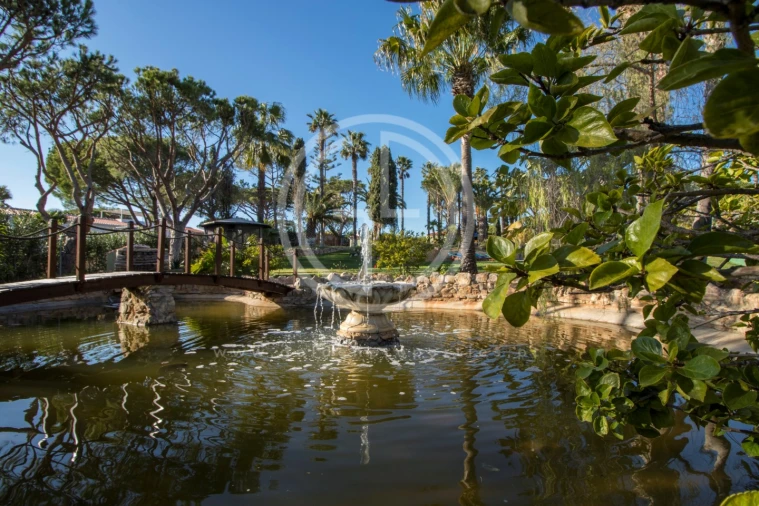 Moradia T6 para Arrendamento férias em Quarteira Foto 29