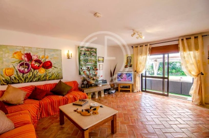 Moradia T6 para Arrendamento férias em Loule (São Sebastião)