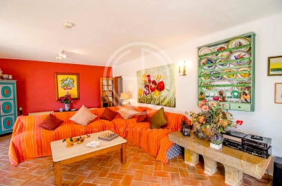 Moradia T6 para Arrendamento férias em Loule (São Sebastião)