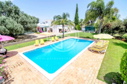 Moradia T6 para Arrendamento férias em Loule (São Sebastião)