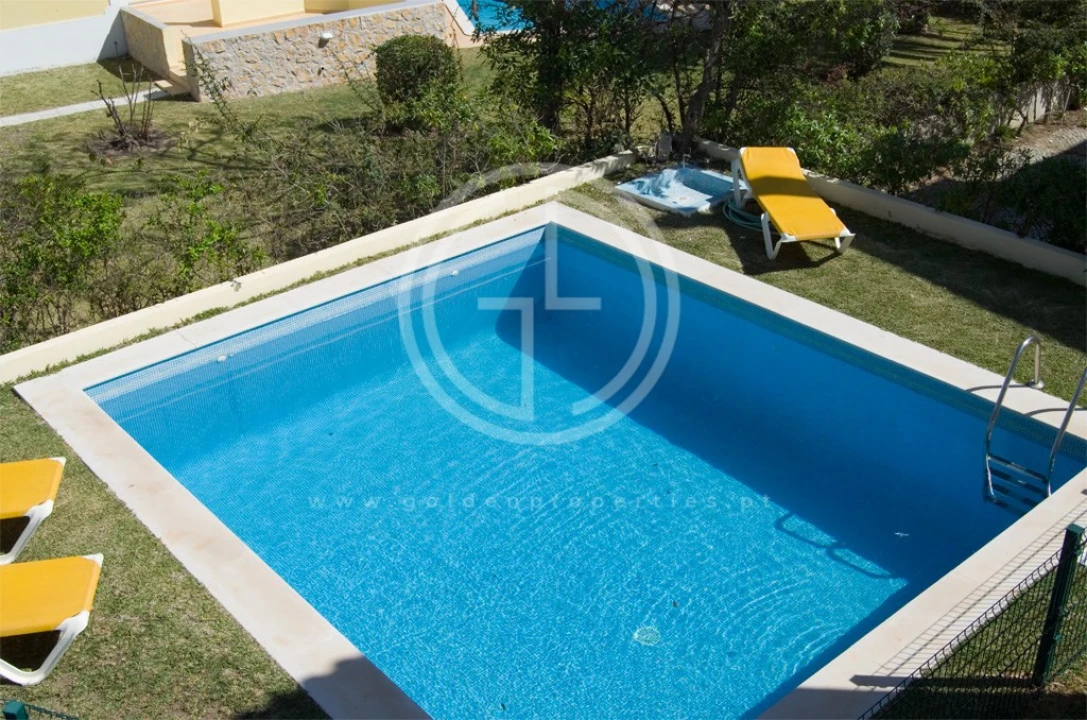 Moradia T4 para Arrendamento férias em Quarteira Foto 20