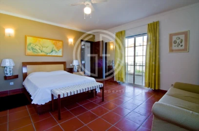 Moradia T4 para Arrendamento férias em Quarteira