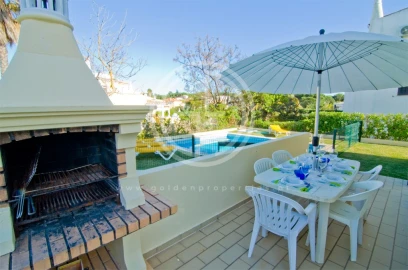 Moradia T4 para Arrendamento férias em Quarteira