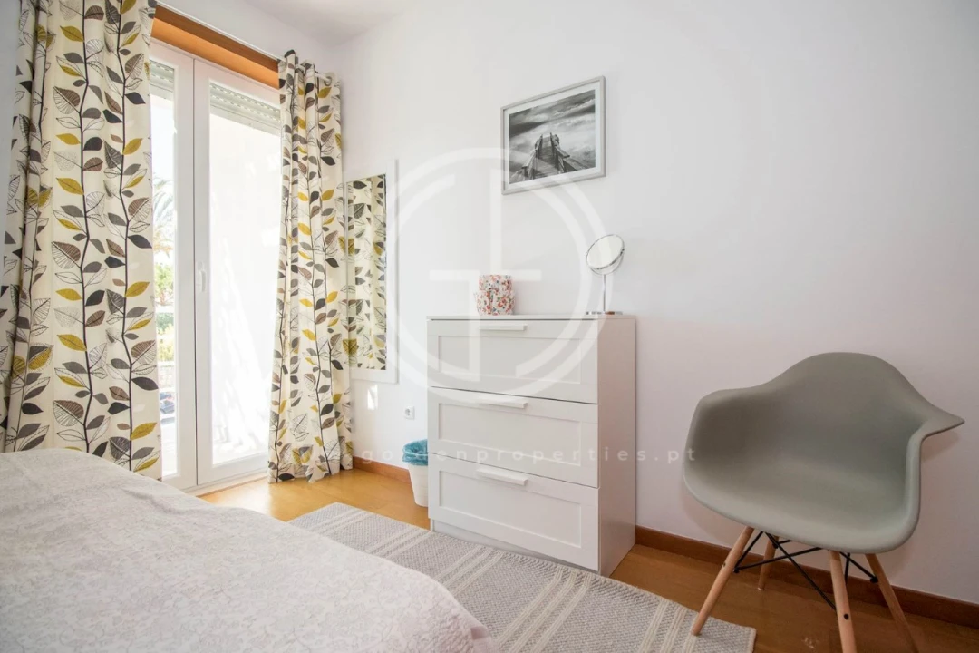 Moradia T4 para Arrendamento férias em Almancil Foto 7