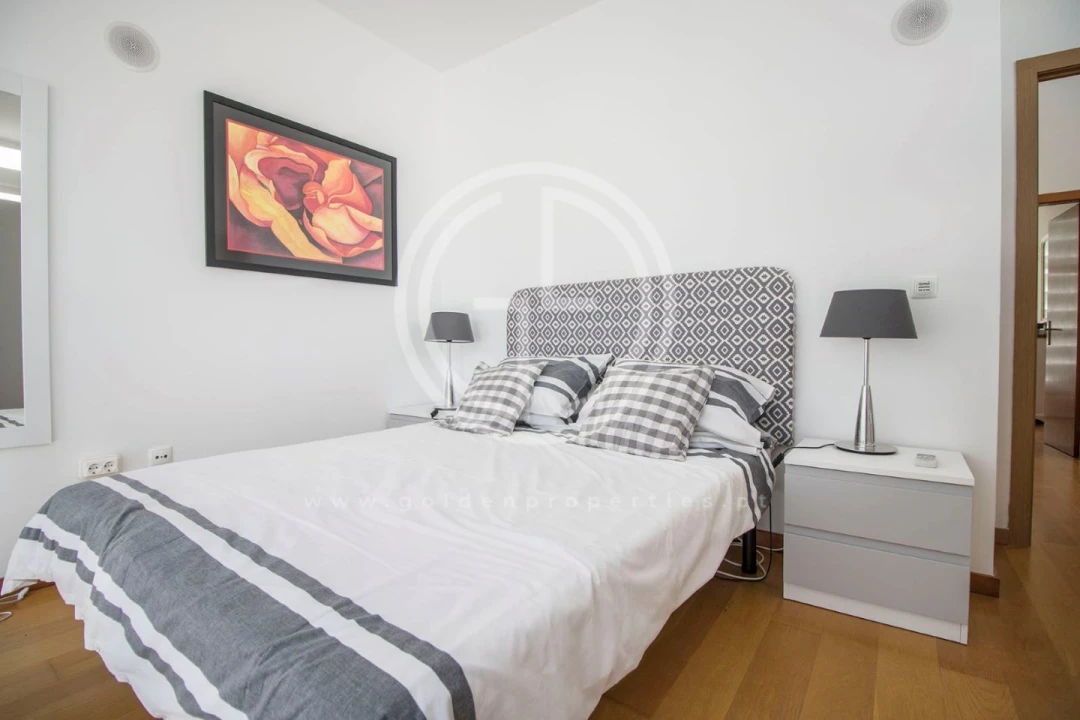 Moradia T4 para Arrendamento férias em Almancil Foto 10