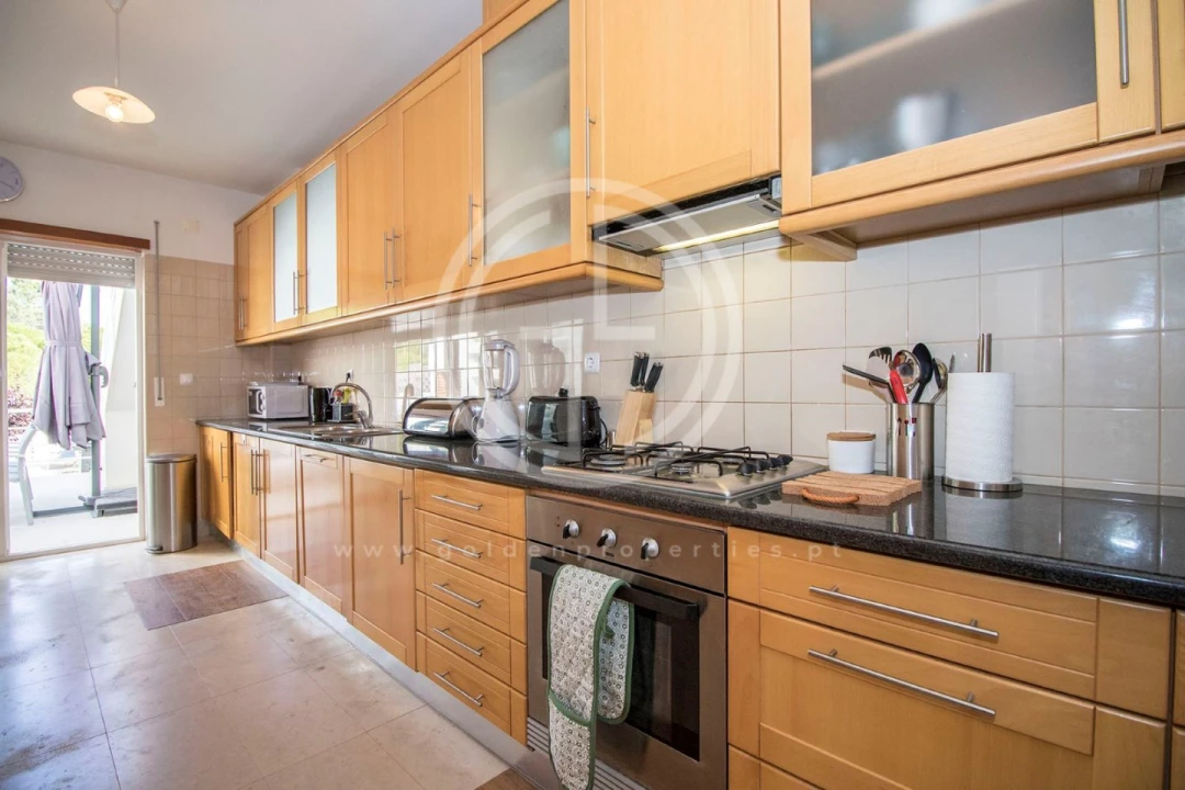 Moradia T4 para Arrendamento férias em Almancil Foto 11