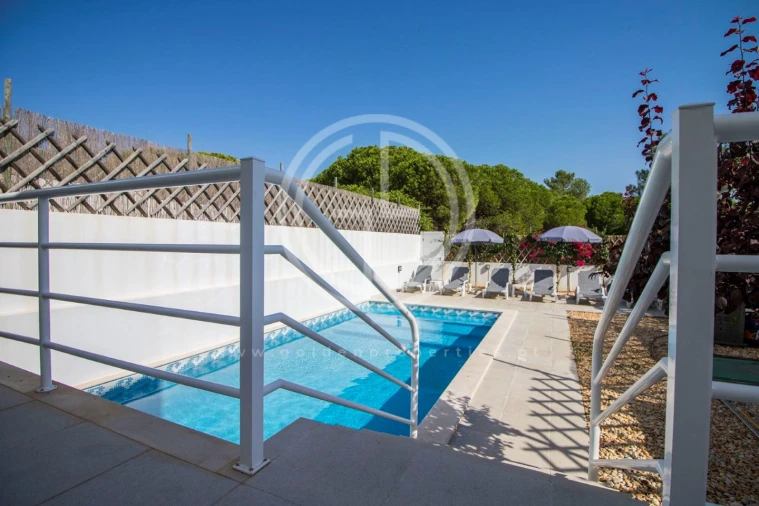 Moradia T4 para Arrendamento férias em Almancil Foto 24