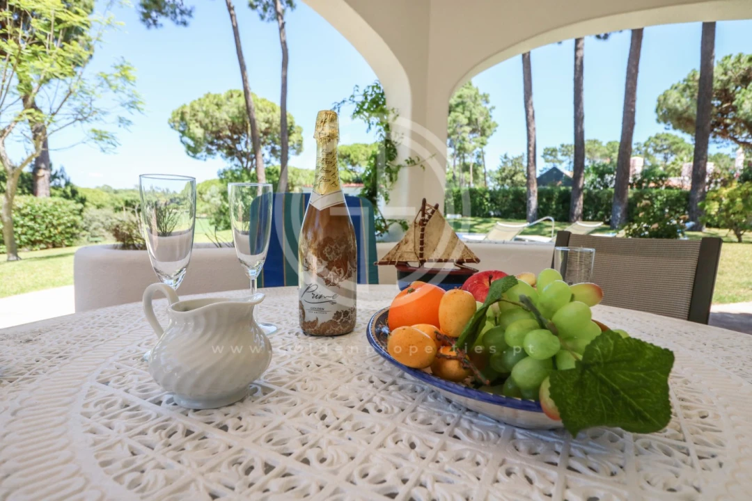 Moradia T4 para Arrendamento férias em Quarteira Foto 22