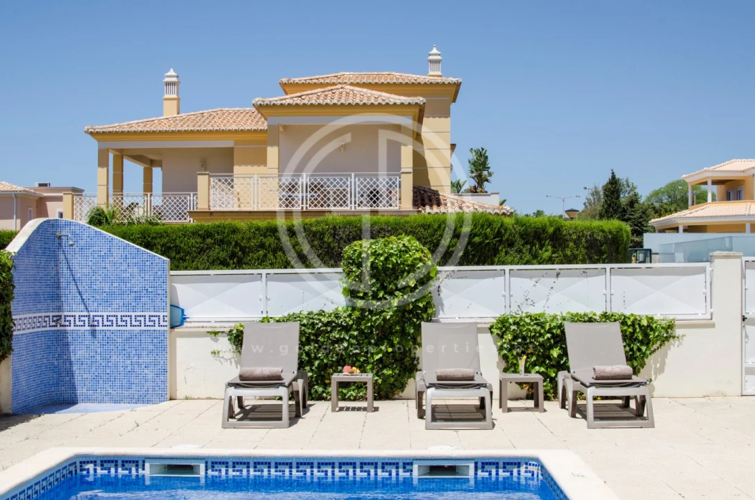 Moradia T4 para Arrendamento férias em Guia Foto 21