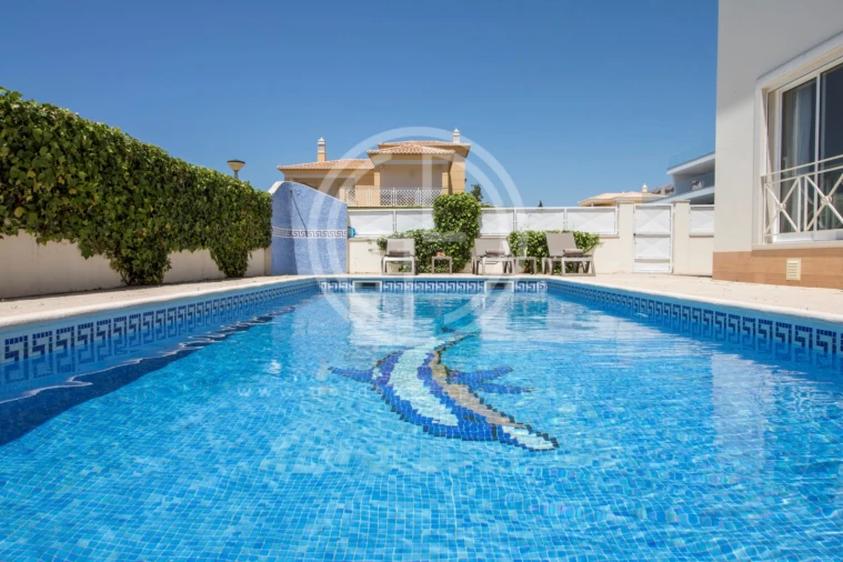 Moradia T4 para Arrendamento férias em Guia Foto 2