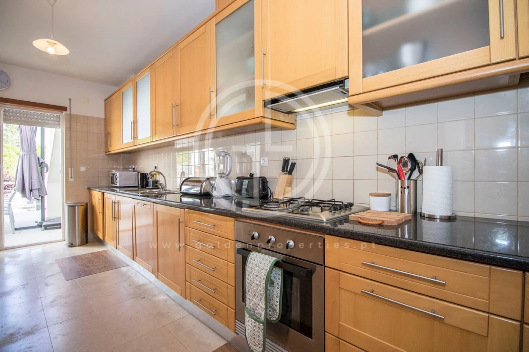 Apartamento T2 para Arrendamento férias em Almancil Foto 7