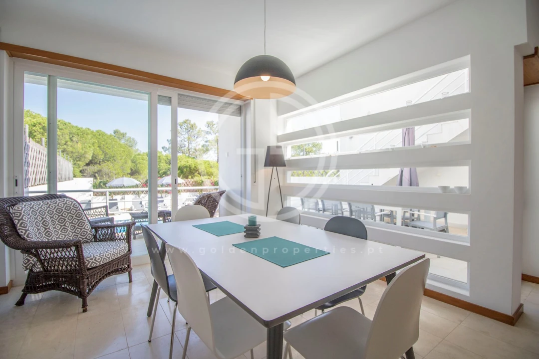 Apartamento T2 para Arrendamento férias em Almancil Foto 18