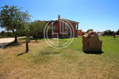 Moradia T5 para Venda em Ferreiras