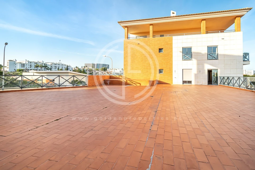 Apartamento T2 para Venda em Albufeira e Olhos de Água Foto 14