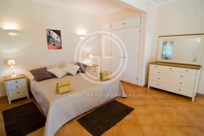 Moradia T4 para Arrendamento férias em Almancil