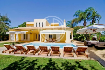 Moradia T4 para Arrendamento férias em Almancil