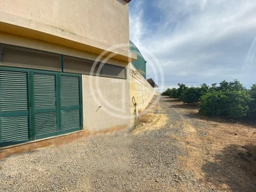Moradia T8 para Venda em Quelfes
