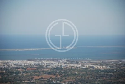 Moradia T8 para Venda em Quelfes