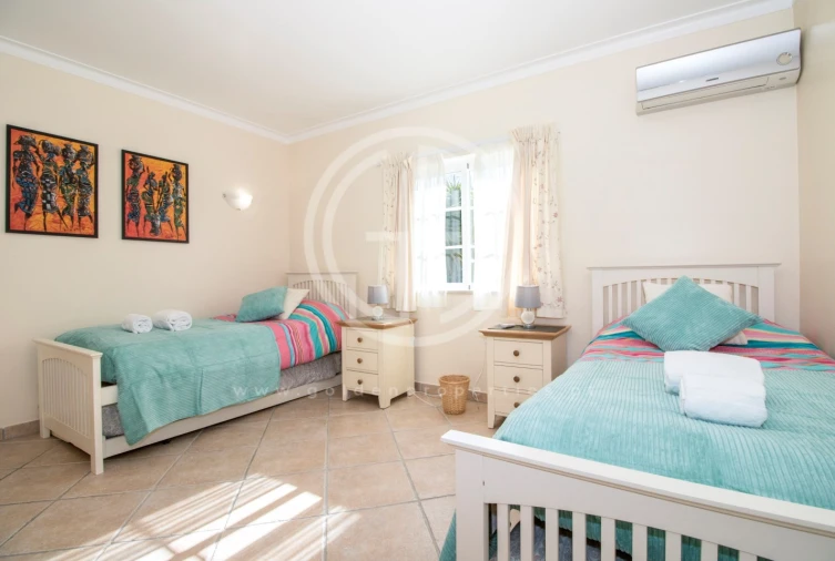 Moradia T4 para Arrendamento férias em Albufeira e Olhos de Água Foto 13