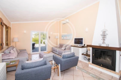 Moradia T3 para Arrendamento férias em Loule (São Clemente)