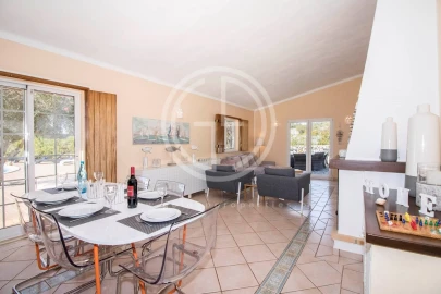 Moradia T3 para Arrendamento férias em Loule (São Clemente)