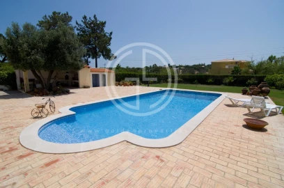 Moradia T3 para Arrendamento férias em Almancil