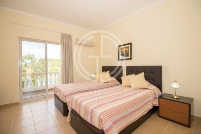 Moradia T3 para Arrendamento férias em Almancil