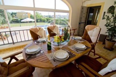 Moradia T3 para Arrendamento férias em Almancil