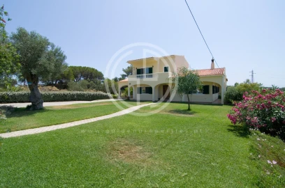 Moradia T3 para Arrendamento férias em Almancil