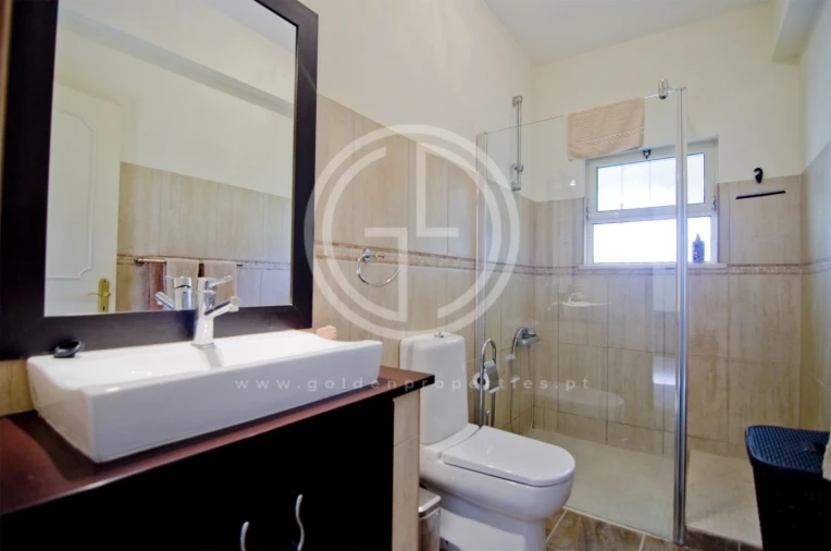 Moradia T3 para Arrendamento férias em Almancil Foto 10