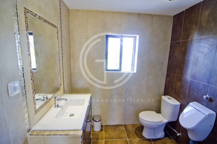 Moradia T3 para Arrendamento férias em Almancil Foto 11