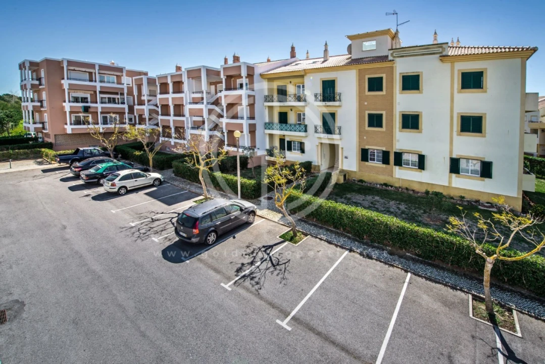 Apartamento T3 para Arrendamento férias em Quarteira Foto 14